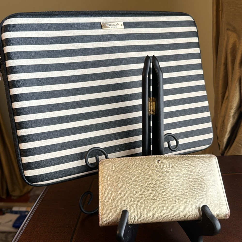 2- Fer Kate Spade lap top sleeve and wallet.